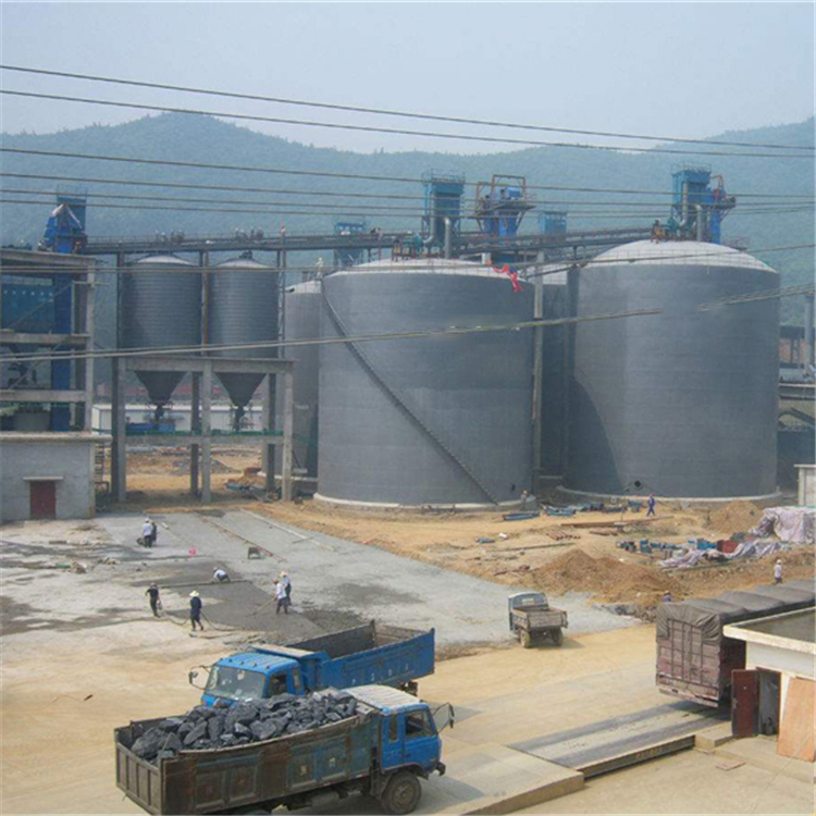 百色水泥钢板仓2座3000吨青岛项目进入施工